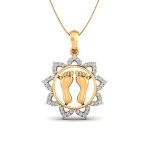 Kamal Paduka diamond pendant
